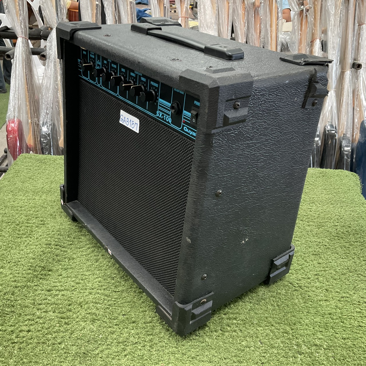 แอมป์กีต้าร์ Guyatone : SX-100