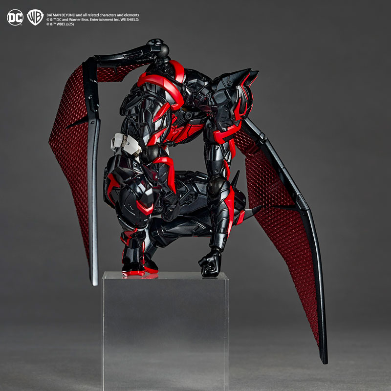 Revoltech Amazing Yamaguchi Batman Beyond(Pre-order)