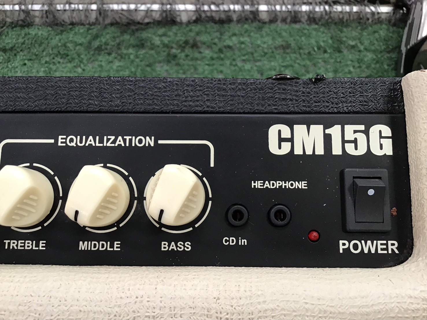 แอมป์กีต้าร์ Cort : CM15G