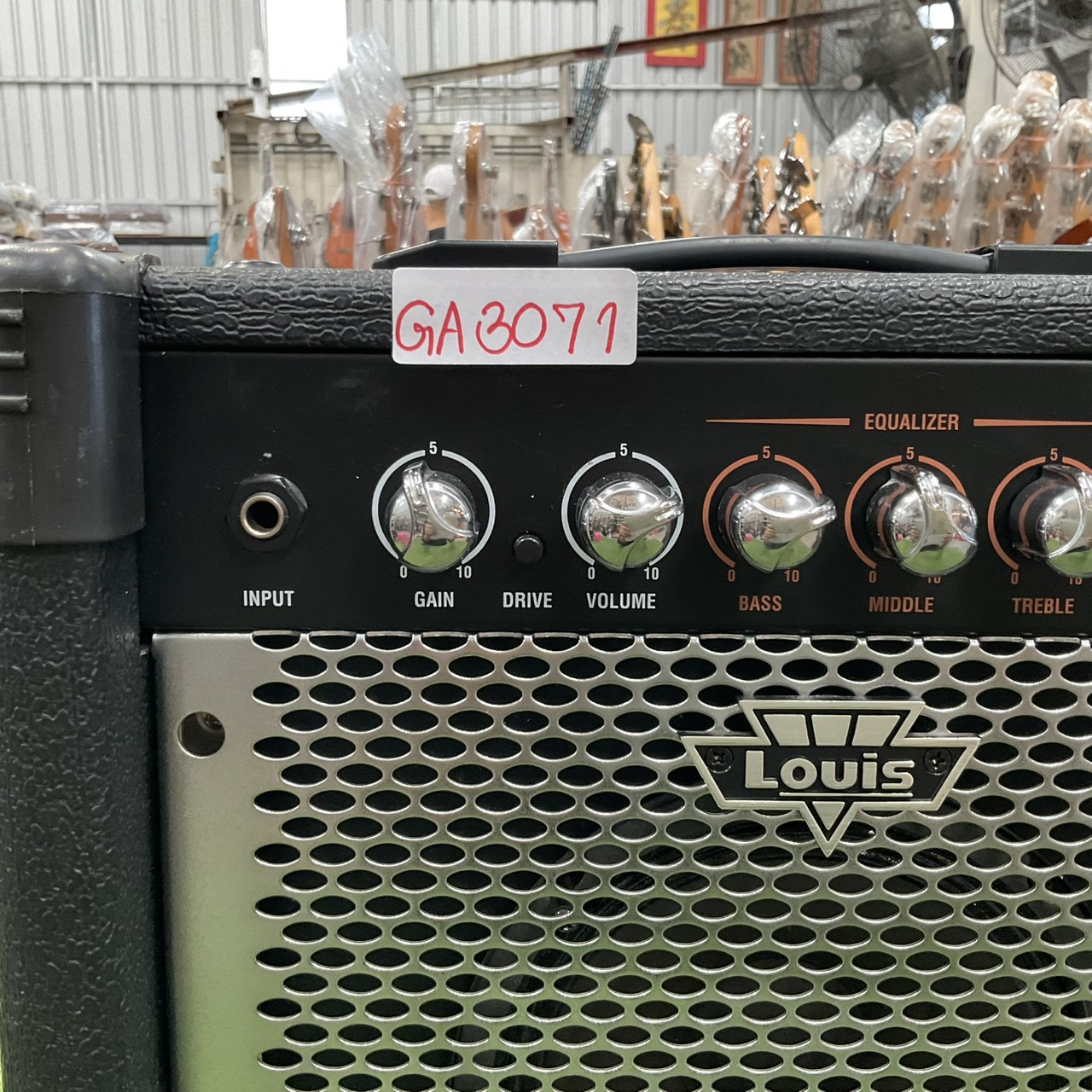 แอมป์กีต้าร์ Louis : LGA-15