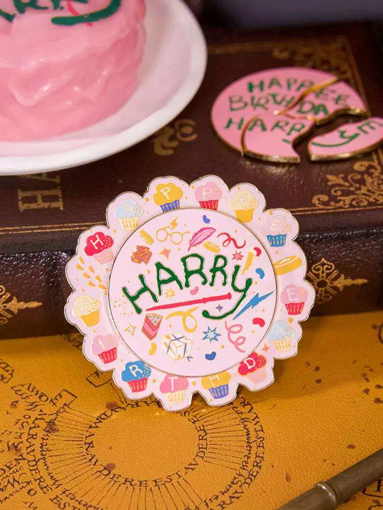 [Pre-Order] ME x Harry Potter Birthday cake magnet แม่เหล็กติดตู้เย็น หมุนได้