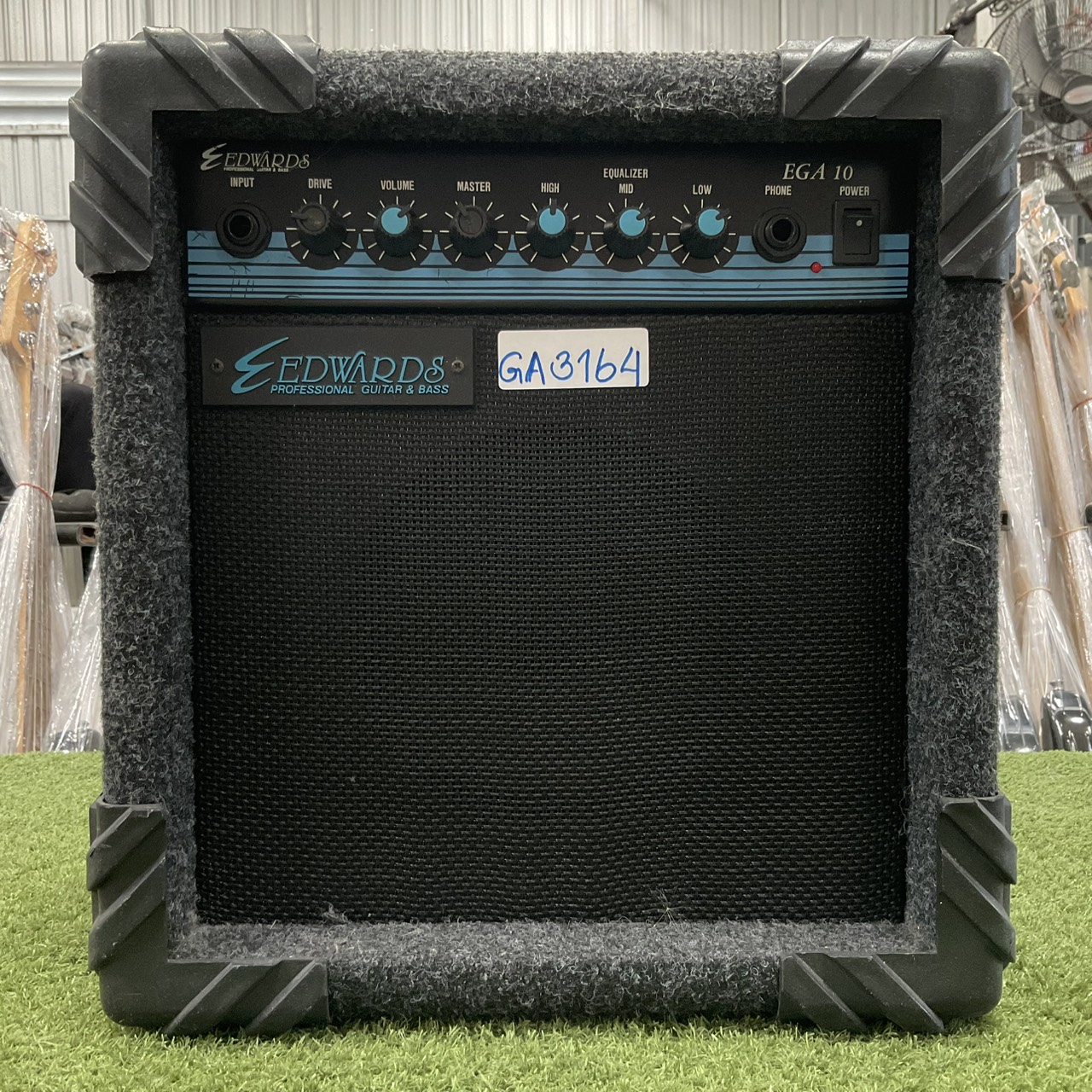 แอมป์กีต้าร์และเบส EDWARDS : EGA10