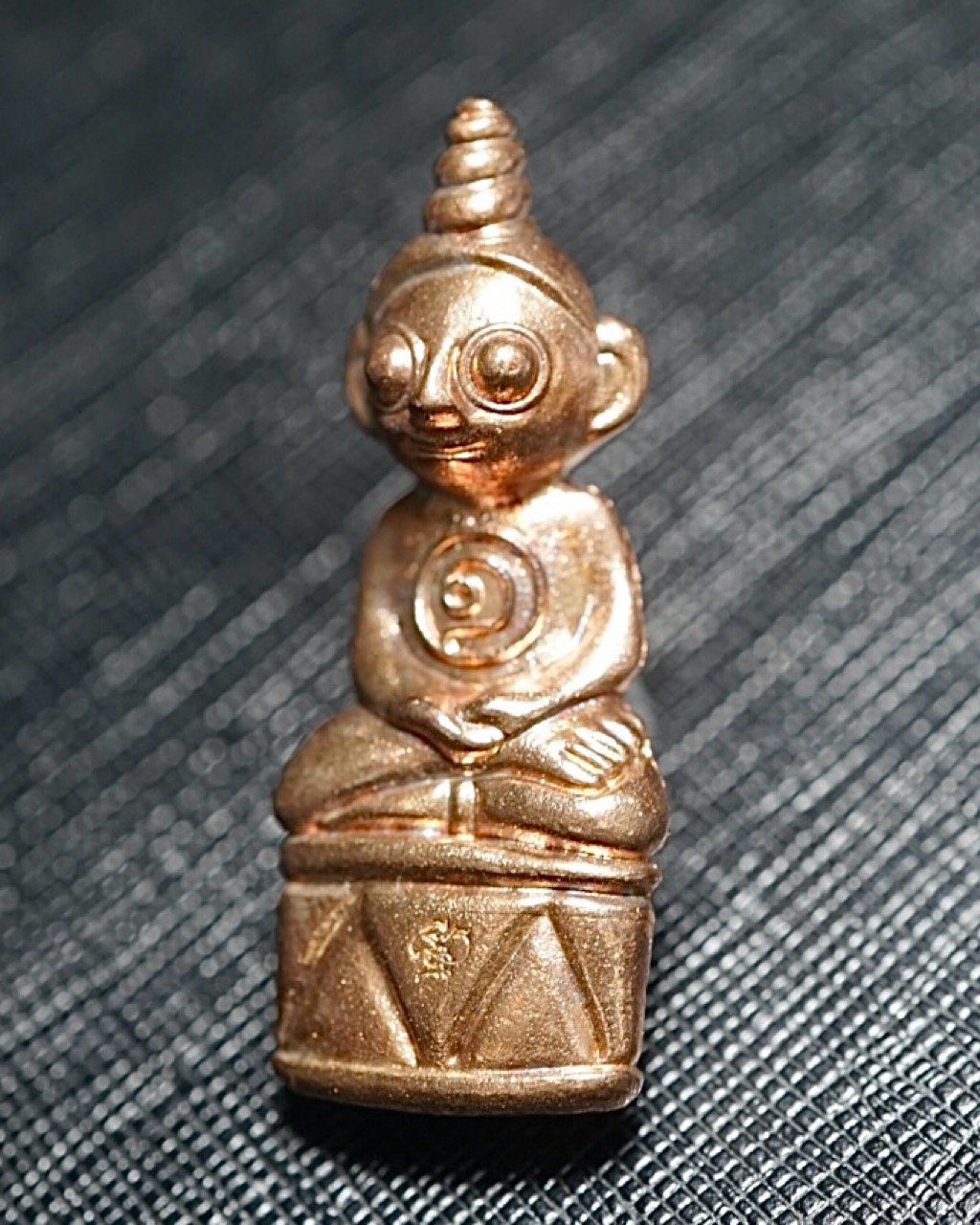 งั่งบุญ (เนื้อสำริดมงคล, ปัดเงา, อุดกริ่ง) Ngang Boon (Golden Bronze, Brushed, Embedded With Bell). SKU-03090