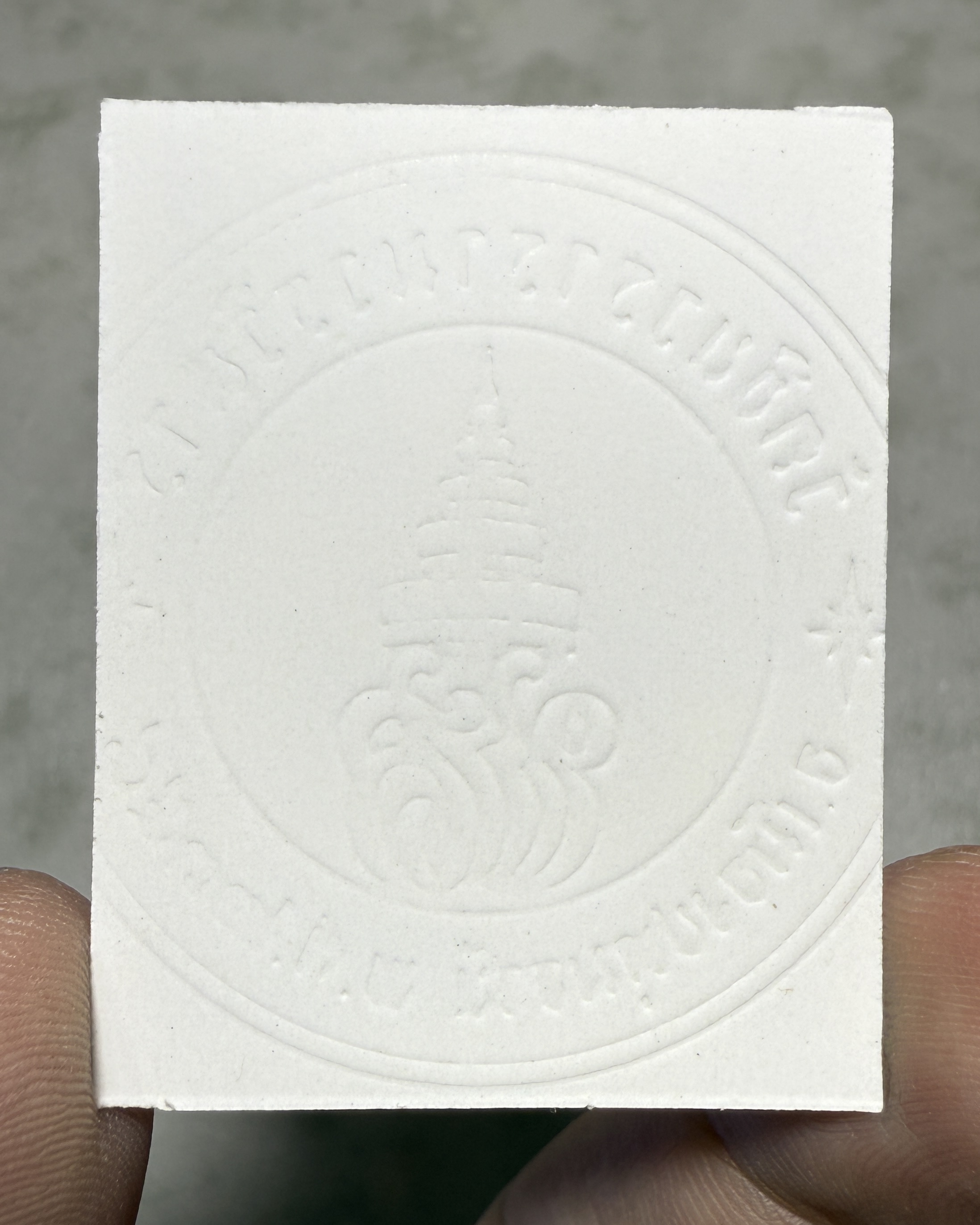 รูปถ่ายหลวงพ่อชำนาญ (รุ่น:แจกโชค แจกลาภ,สีครีม) Luang Por Chamnan Portrait. (series:grant luck,bestow wealth,ivory-colored version) SKU-03964