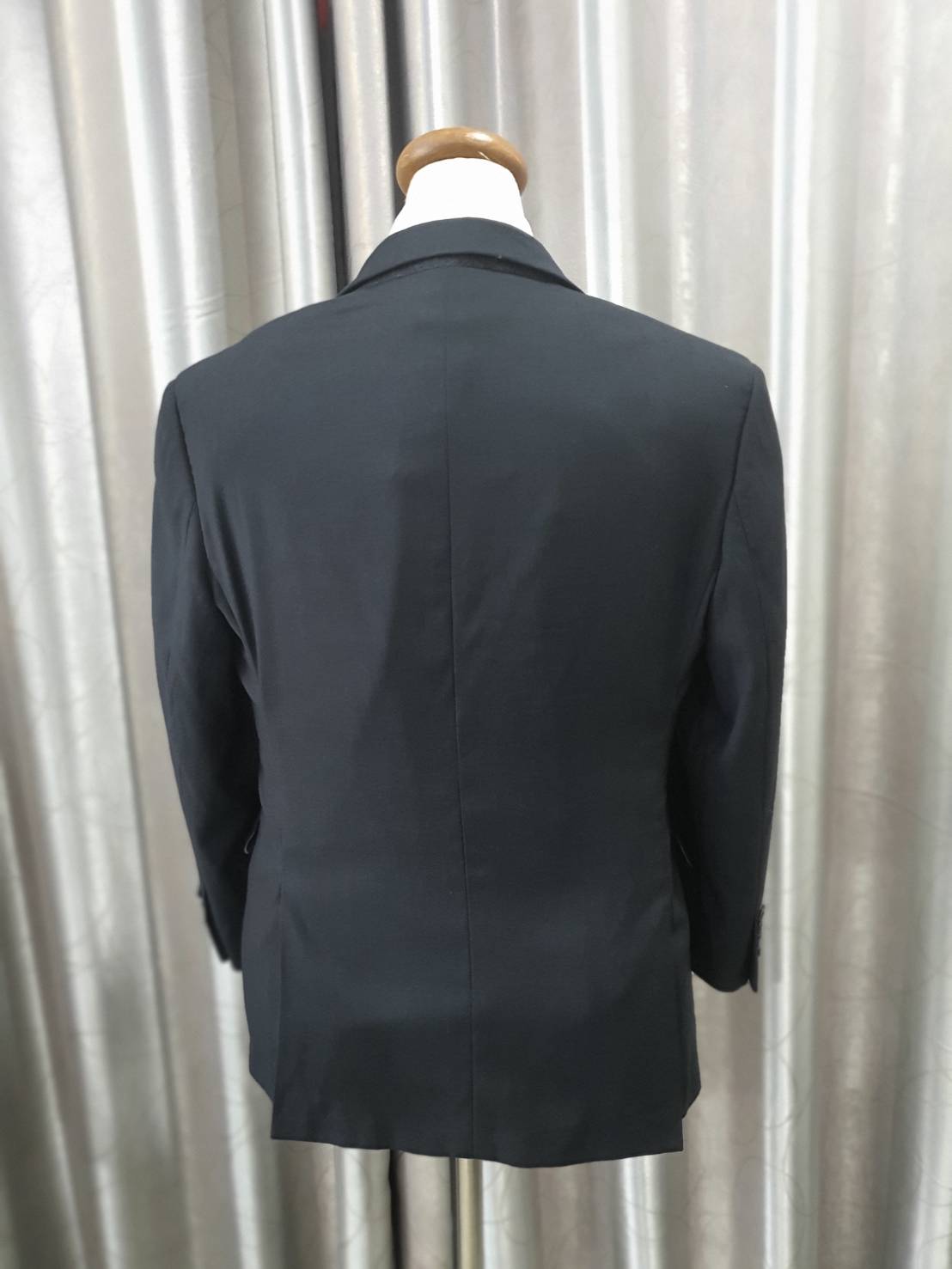 Suit0097 เสื้อสูท สีดำ มือสอง อกนิ้ว SOLUS อก 38 นิ้ว