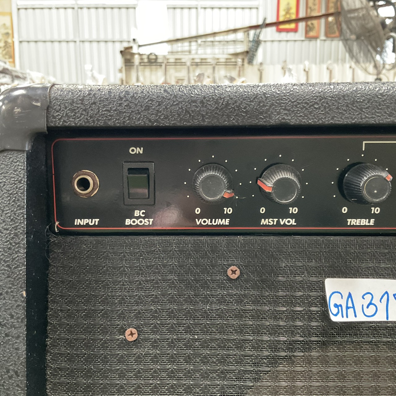 แอมป์เบส B.C.Rich : BC-100B