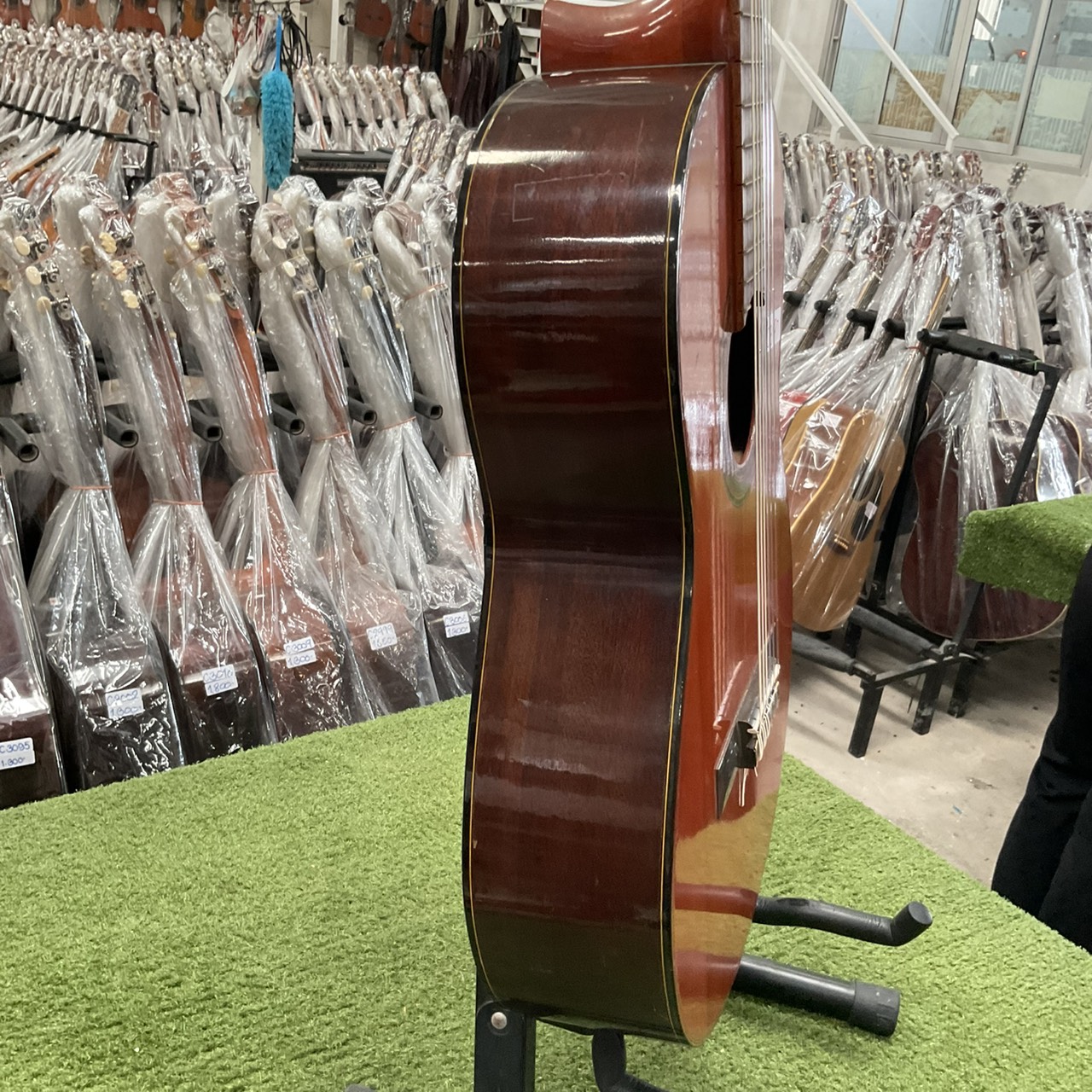 กีต้าร์คลาสสิค YAMAHA : G-70D