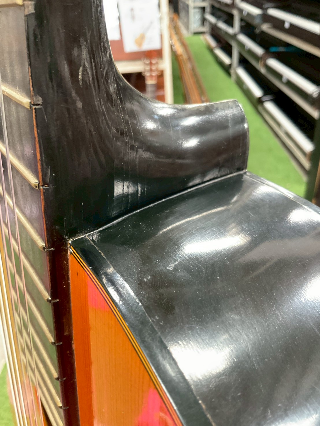 กีต้าร์คลาสสิค AzaLea