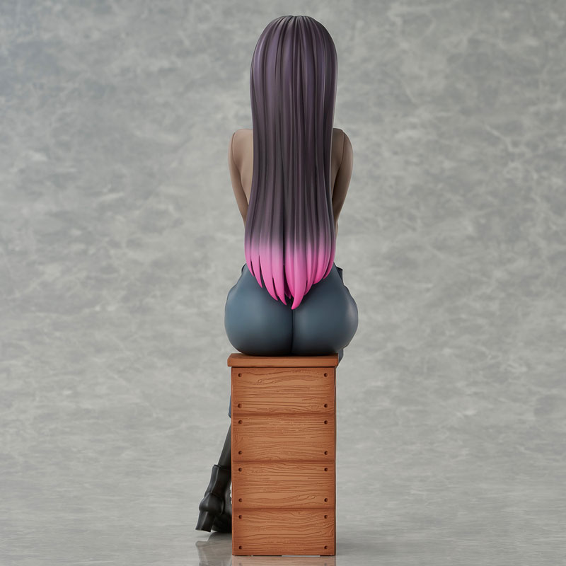 Anteiru Illusration "Bijutsubu no Reika-sensei" Complete Figure(Pre-order)