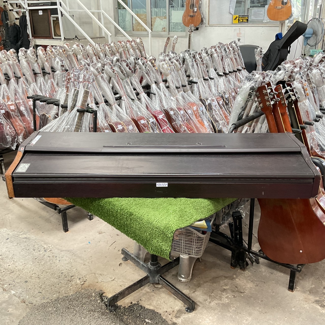 เปียโน CASIO : AP-33 สินค้าไม่พร้อมใช้งาน (ต้องซ่อม)