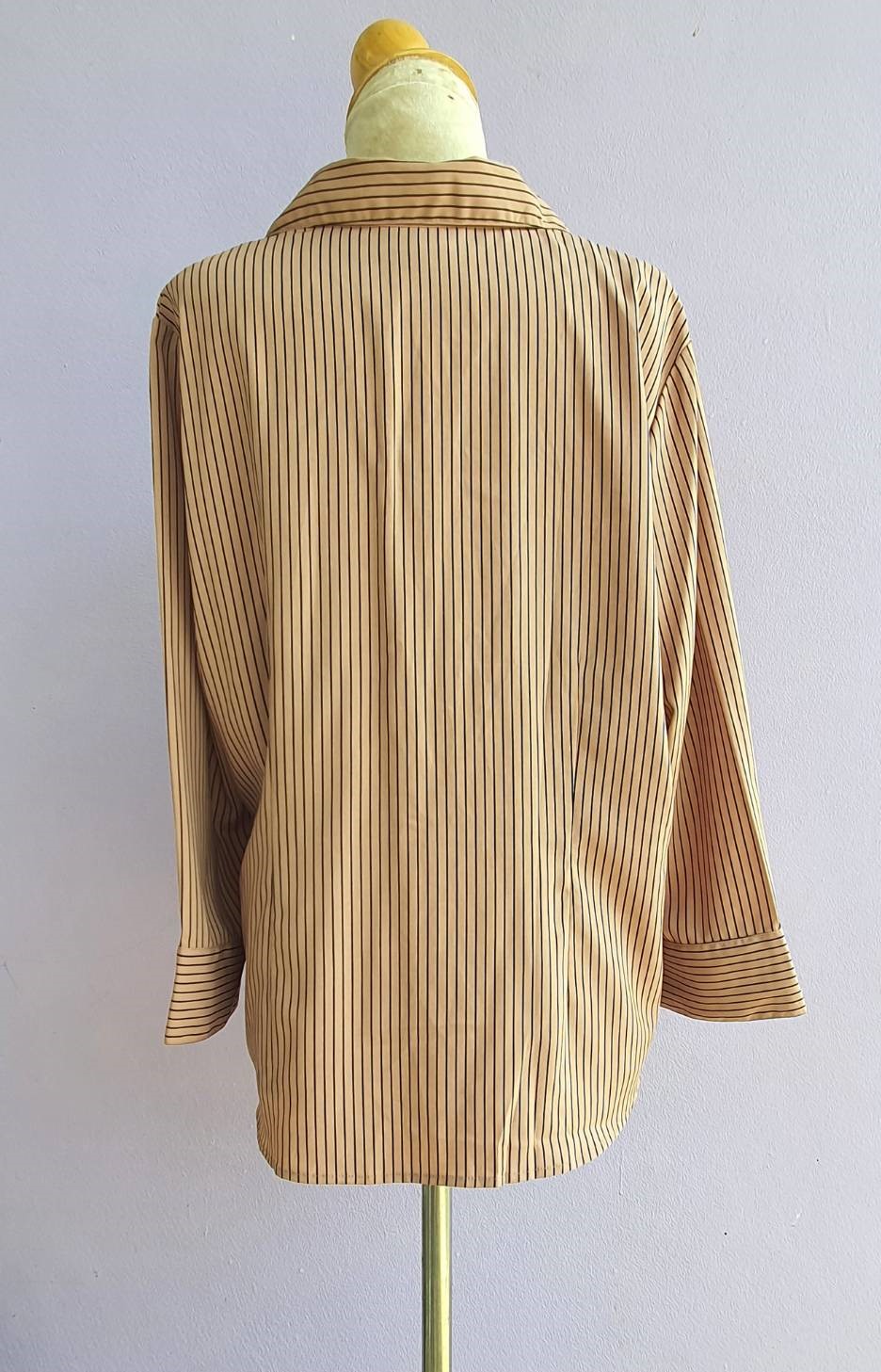 FF02972 เสื้อเชิ้ต สีน้ำตาลลายทาง แบรนด์เนม มือสอง notations อก free-46 นิ้ว