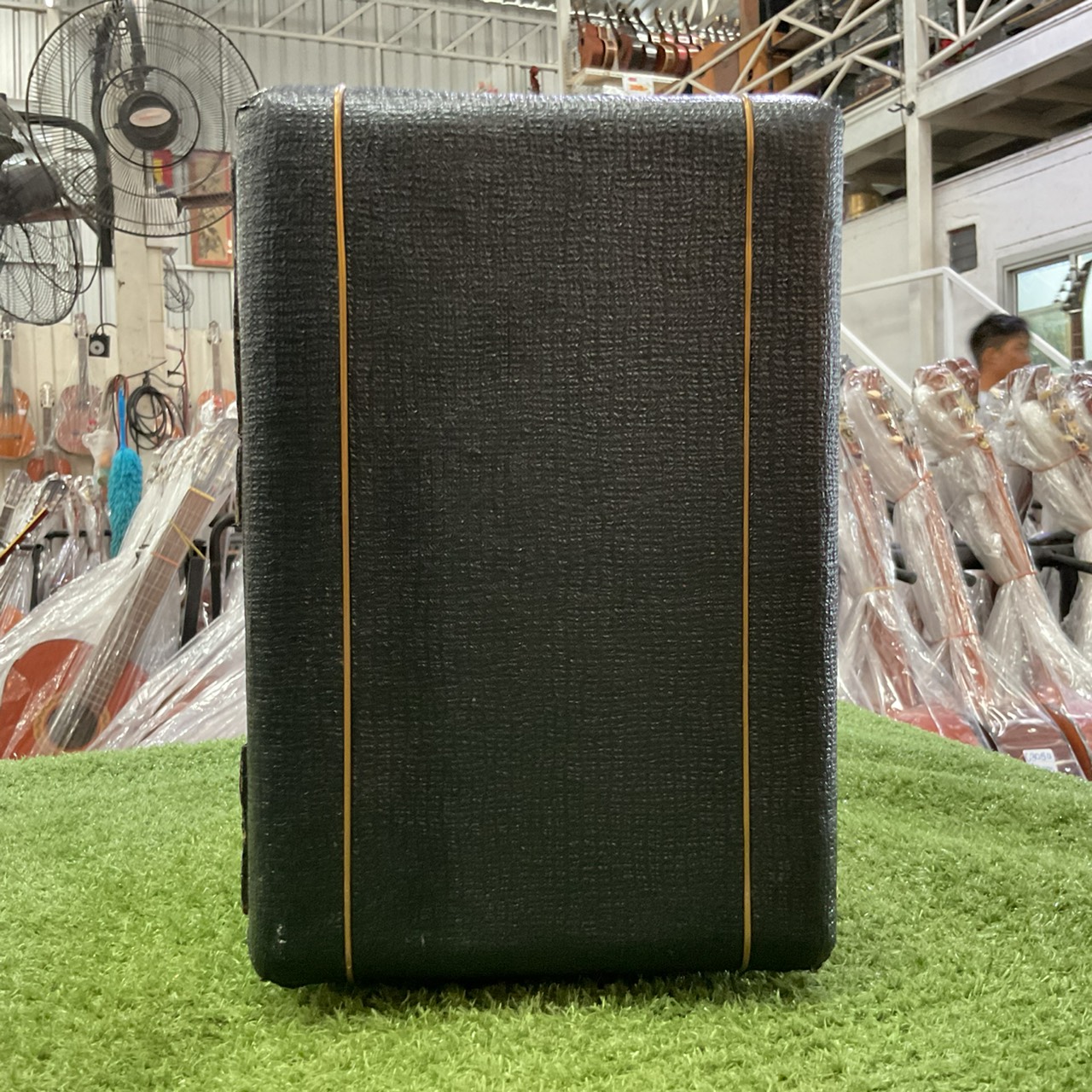 แอมป์กีต้าร์ VOX : Pathfinder10 V9106