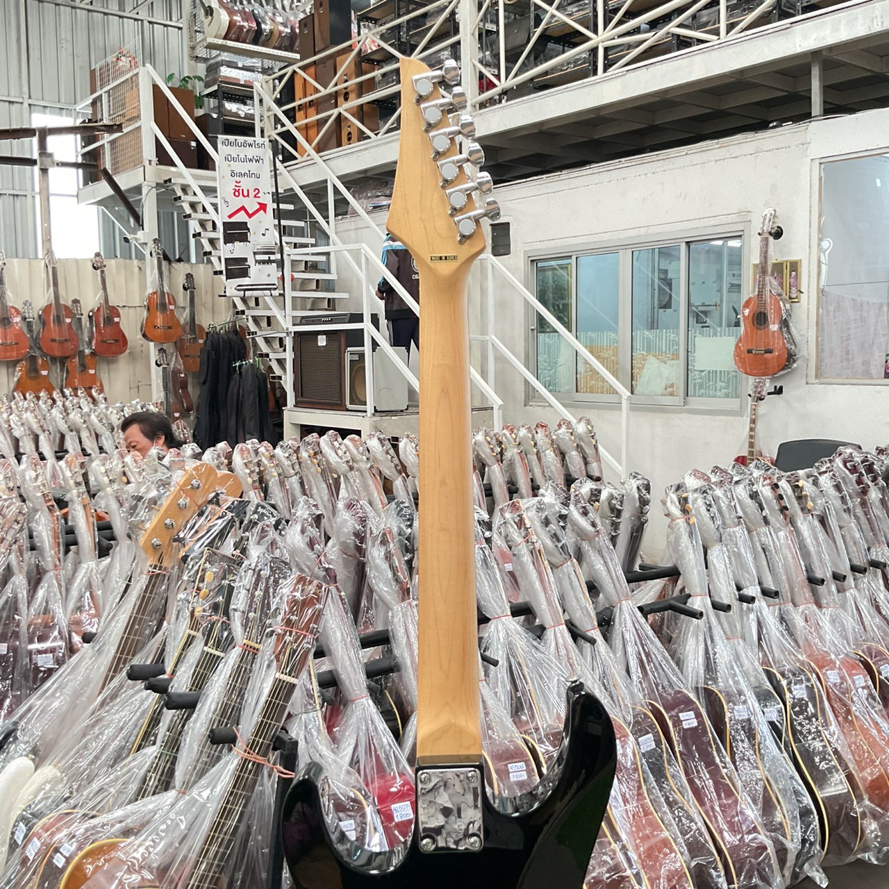 กีต้าร์ไฟฟ้า Bill's Brothers