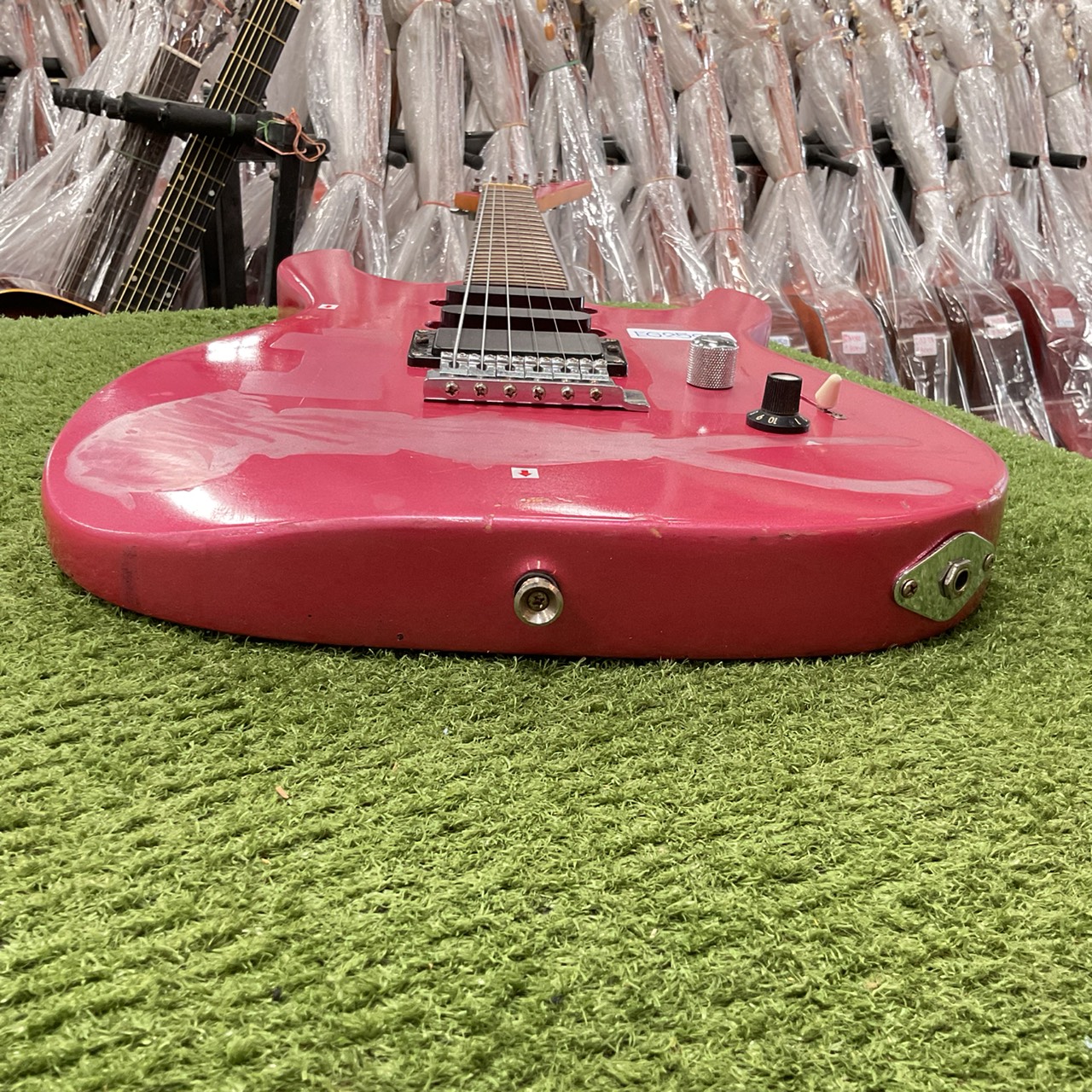 กีต้าร์ไฟฟ้า No Brand