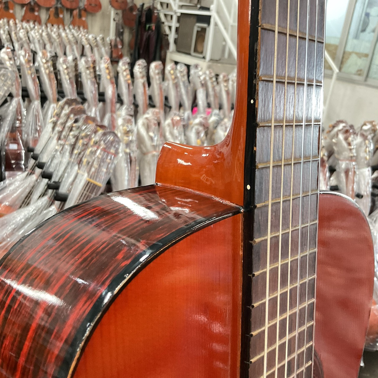 กีต้าร์คลาสสิค PRAIRIE