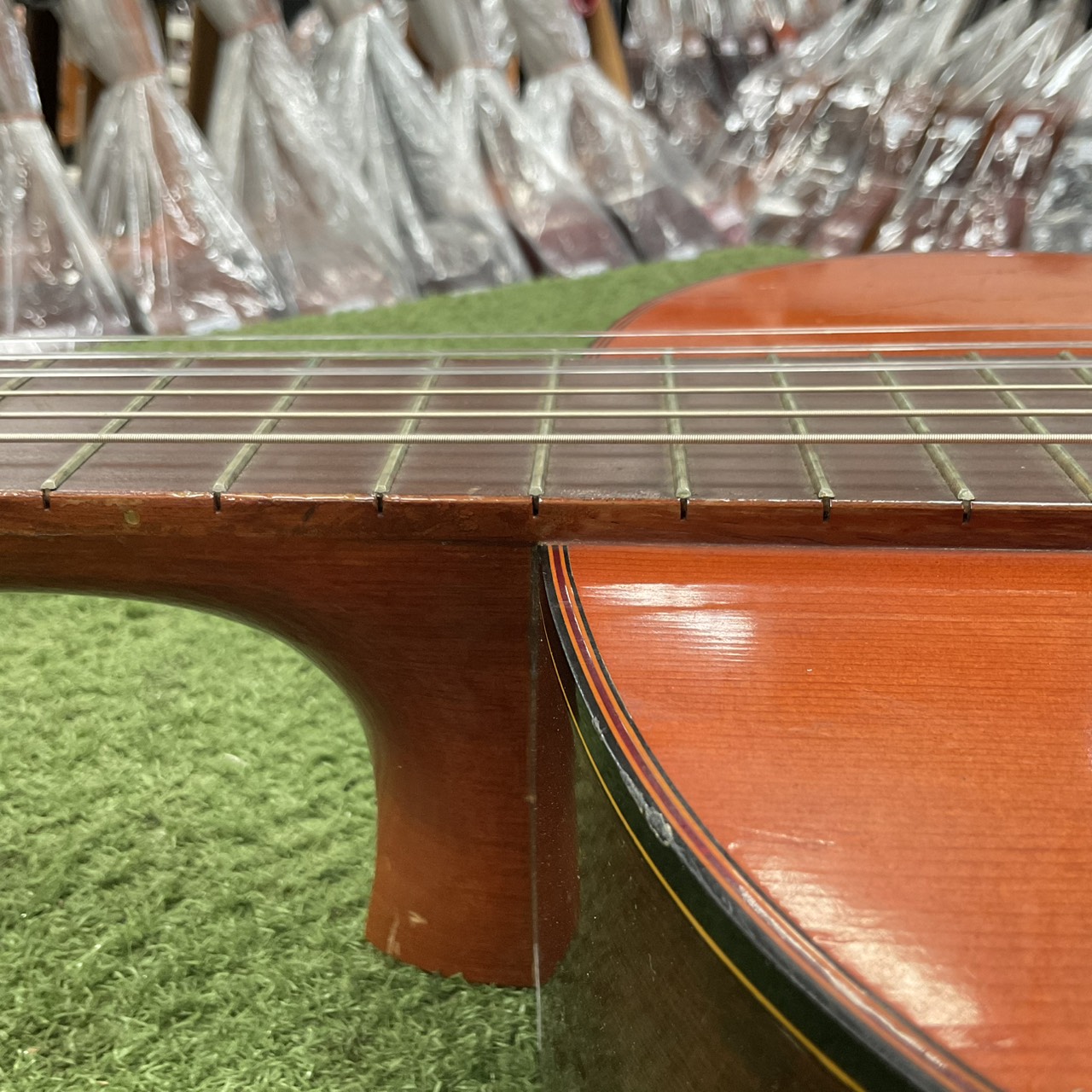 กีต้าร์คลาสสิค YAMAHA : G-70D