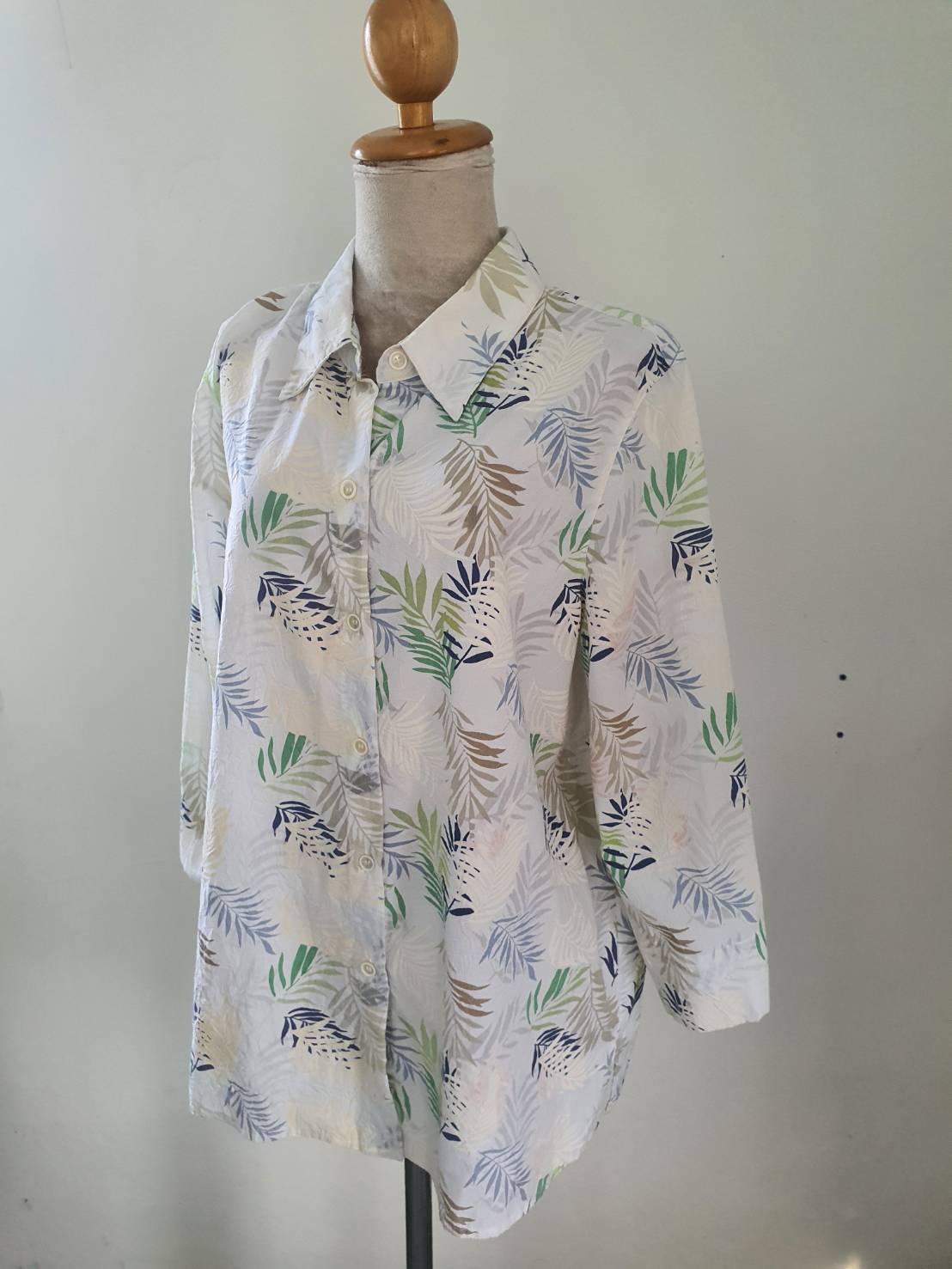 FF05686 เสื้อผ้า ลายใบไม้ แบรนด์ alfred dunner อก 45 นิ้ว