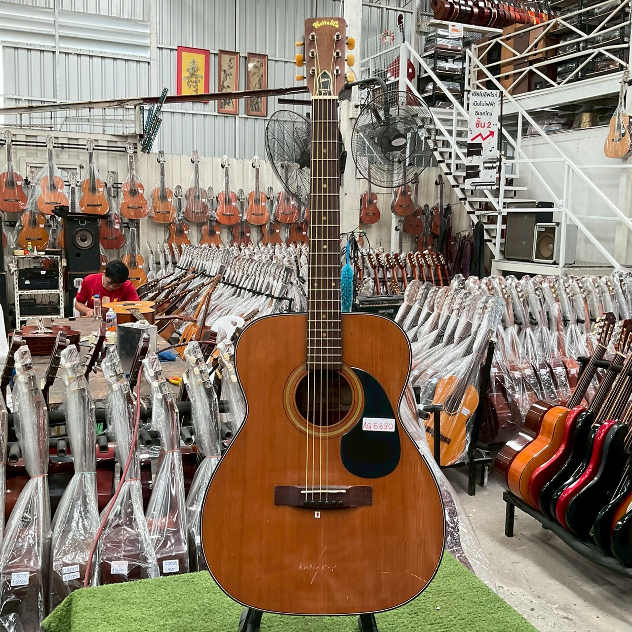 กีต้าร์โปร่ง Hotta&Co. : F90