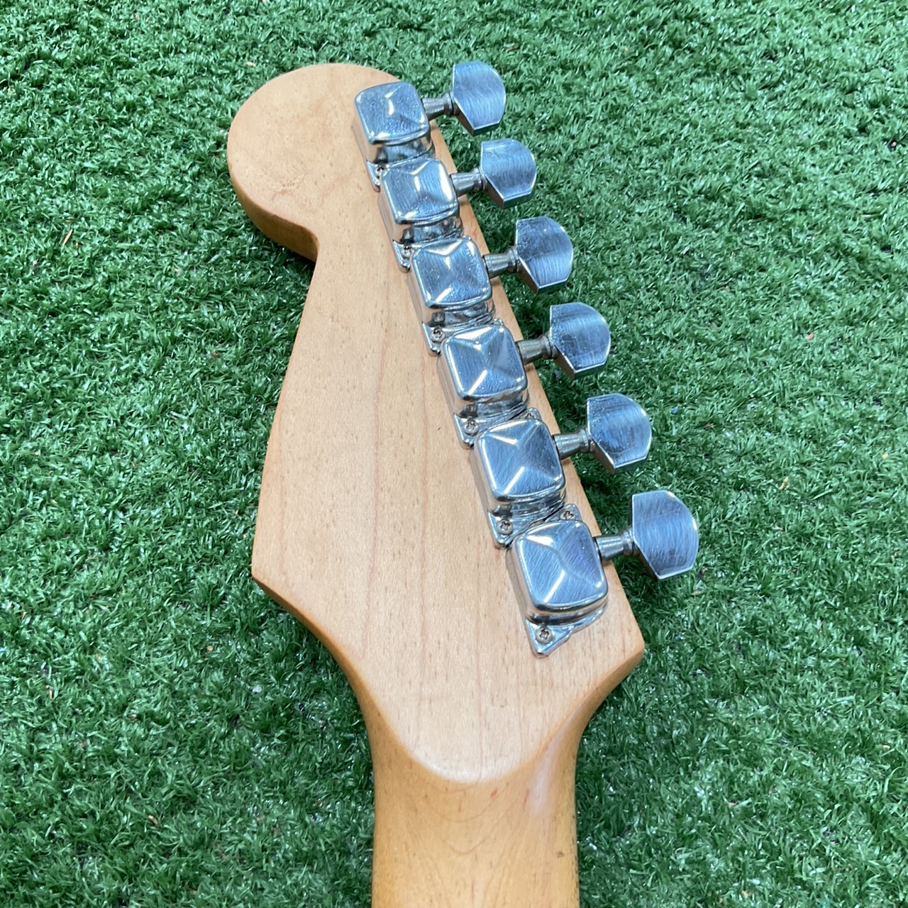 กีต้าร์ไฟฟ้า SOLFEGE