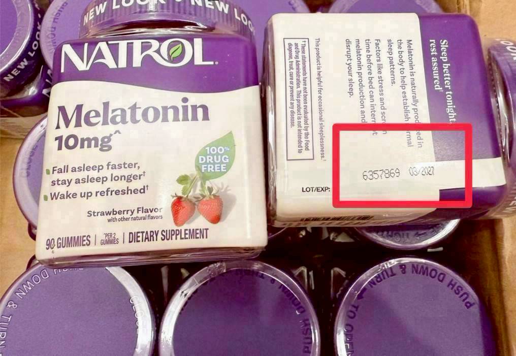 Natrol Melatonin Gummies 10 mg 90 Gummies Strawberry ( New Package )