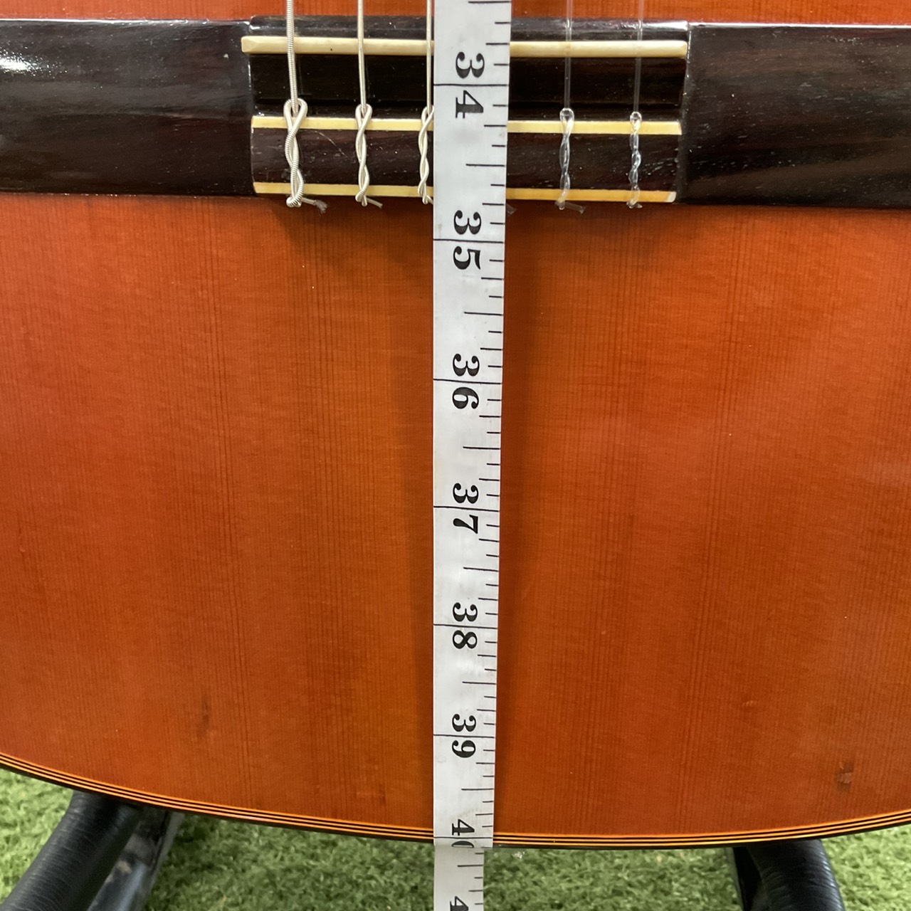 กีต้าร์คลาสสิค Aria : AC10