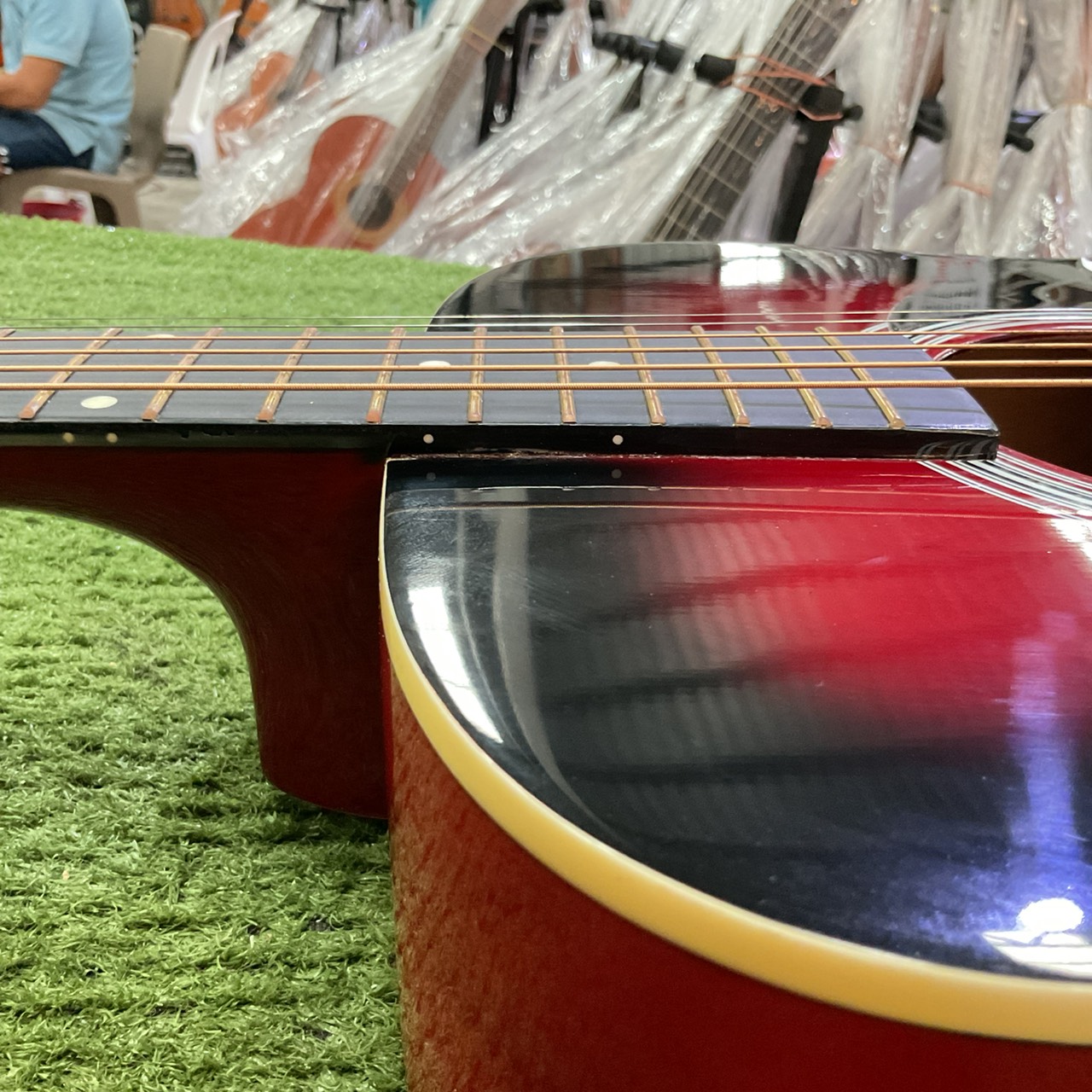 กีต้าร์โปร่ง HONEY BEE : F-15/RDS