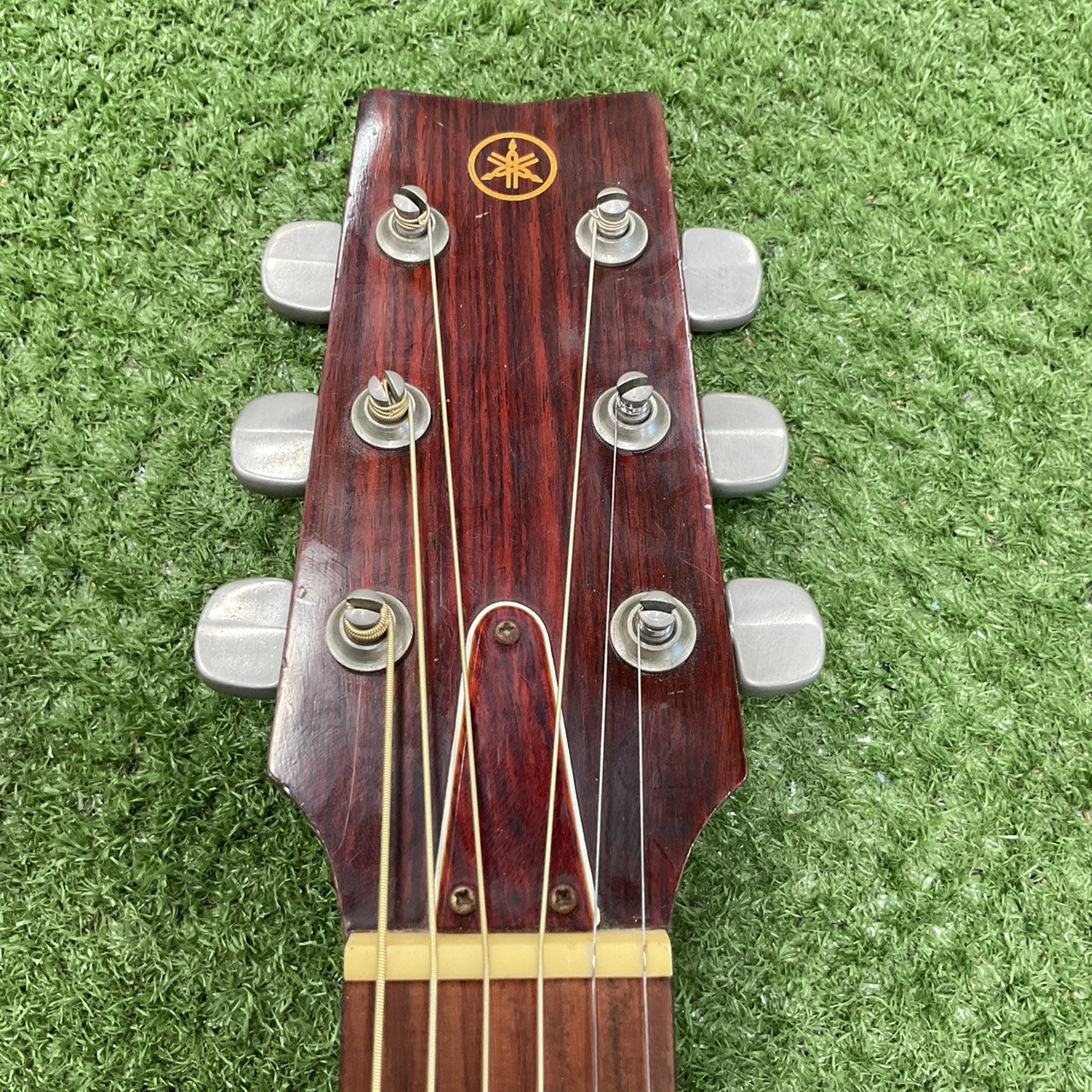 กีต้าร์โปร่ง YAHAMA : FG-130