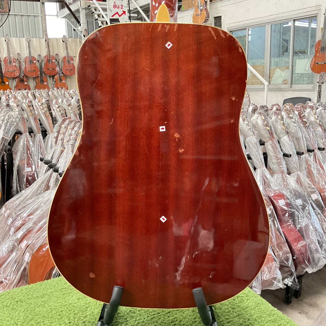 กีต้าร์โปร่ง Legend : WG-20 BS