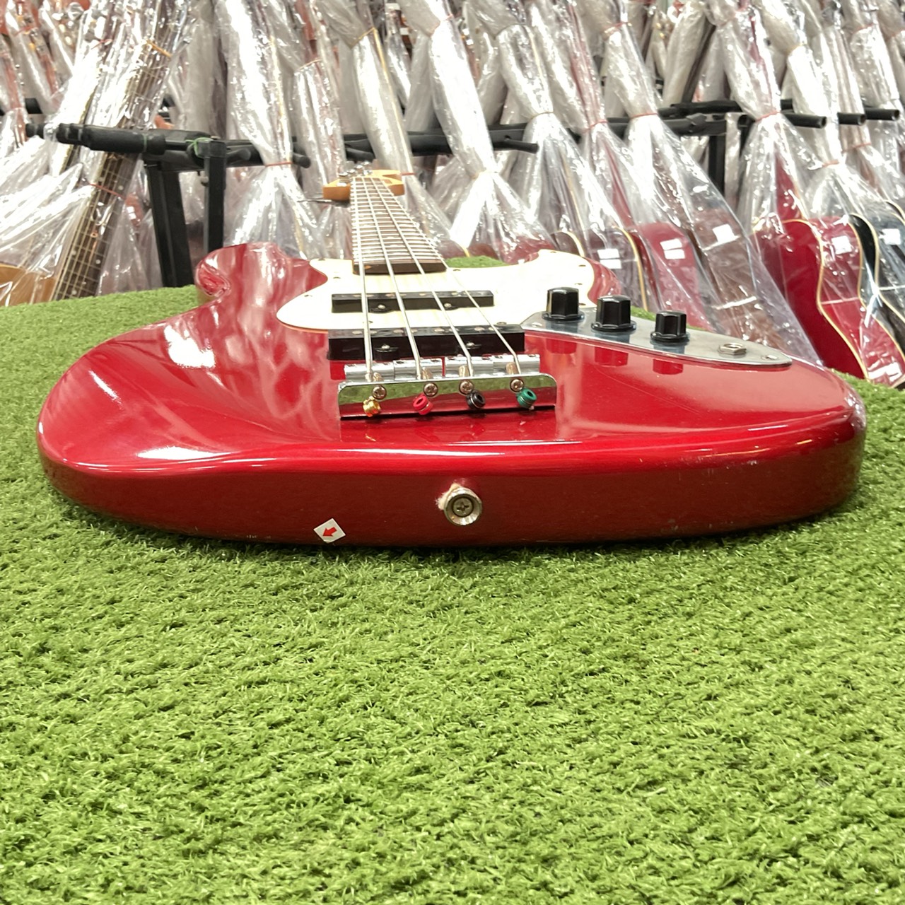 กีต้าร์เบส BUSKER'S