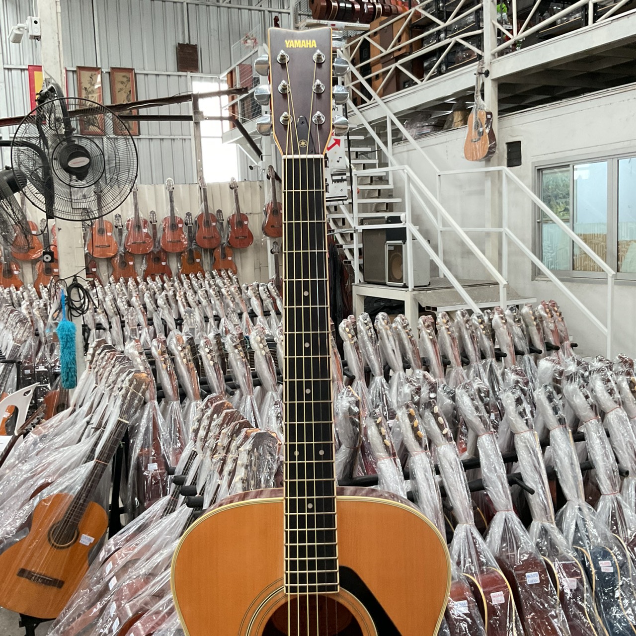 กีต้าร์โปร่ง YAMAHA : FG-252B