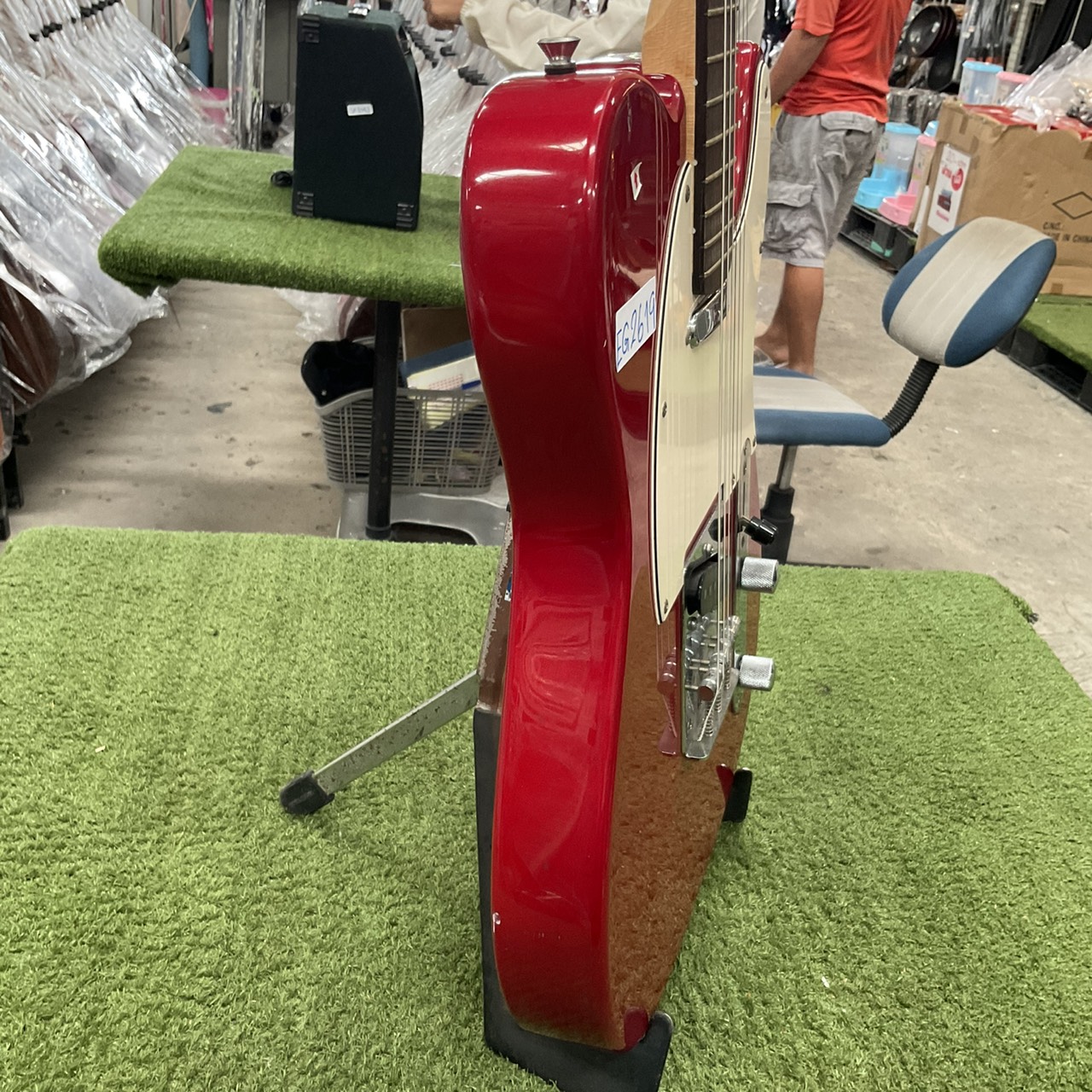 กีต้าร์ไฟฟ้า JUNQ