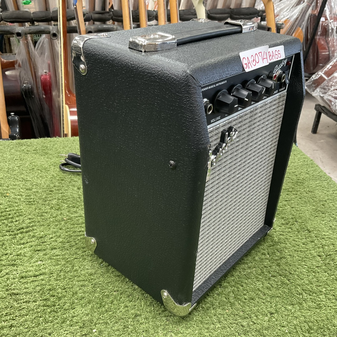 แอมป์เบส Fender : Bassboy