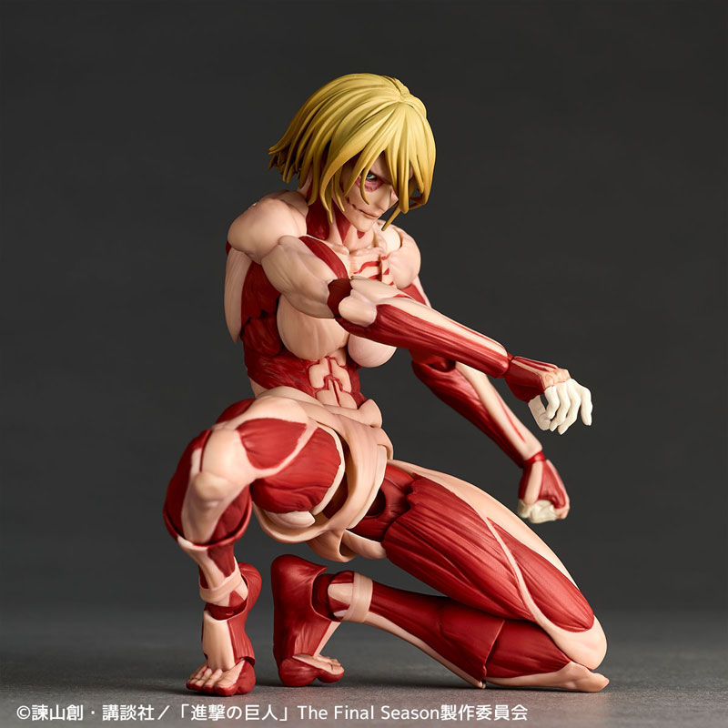 Revoltech Amazing Yamaguchi Attack on Titan Female Titan(Pre-order)