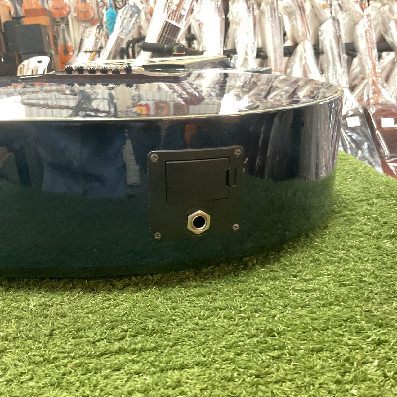 กีต้าร์โปร่งไฟฟ้า Cort : SFX E TBB