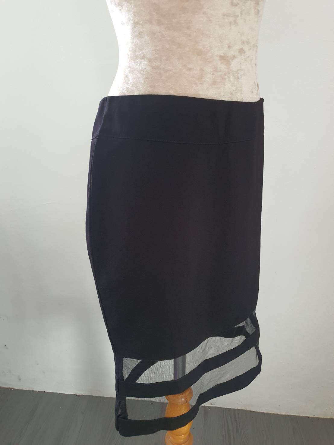 FF05762 กระโปรงดำ ของใหม่ ป้าย xl ของใหม่ เอว 30 นิ้ว