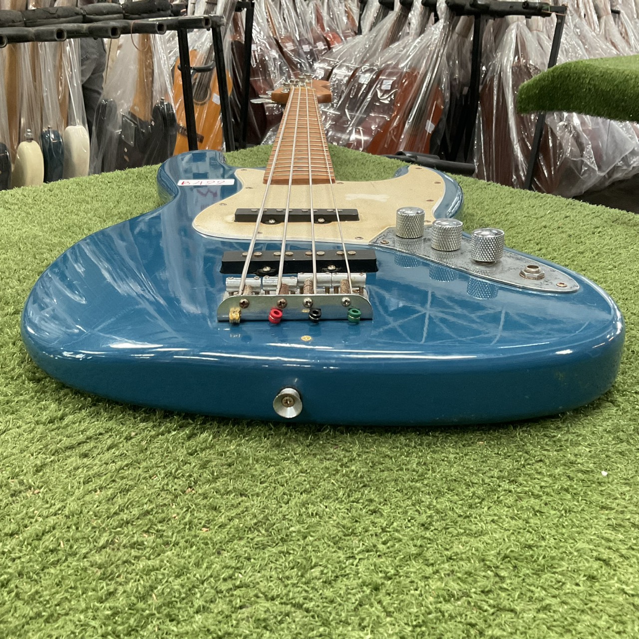 กีต้าร์เบส Flavor