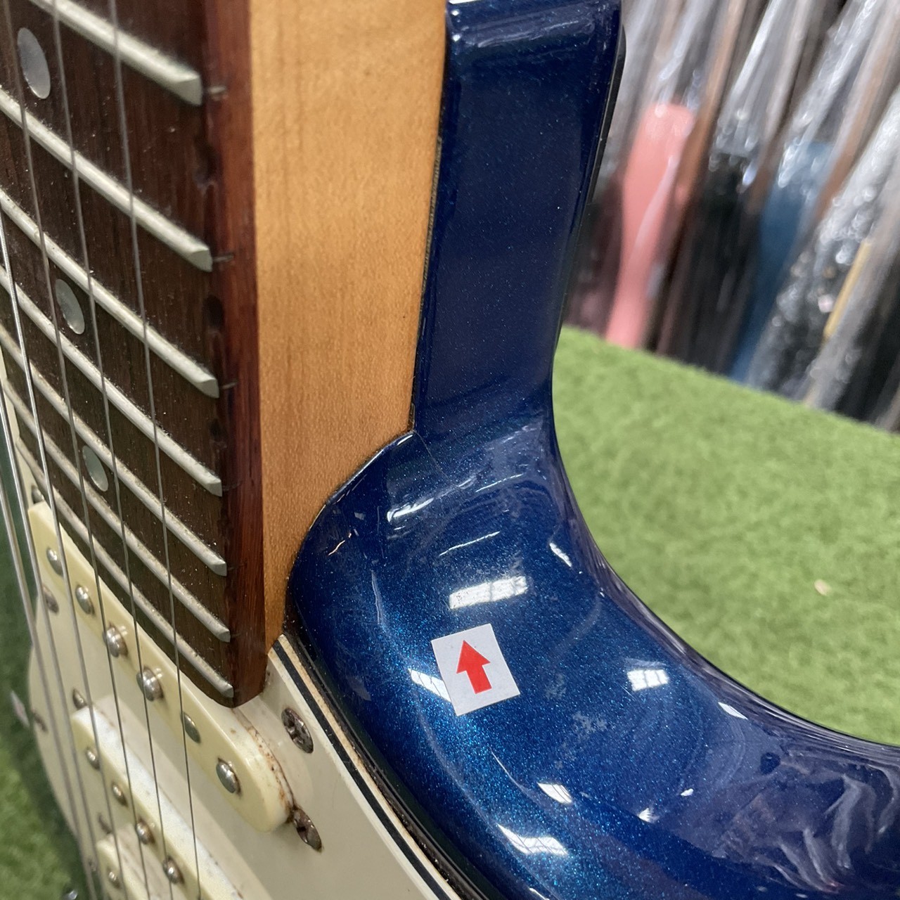 กีต้าร์ไฟฟ้า Legend