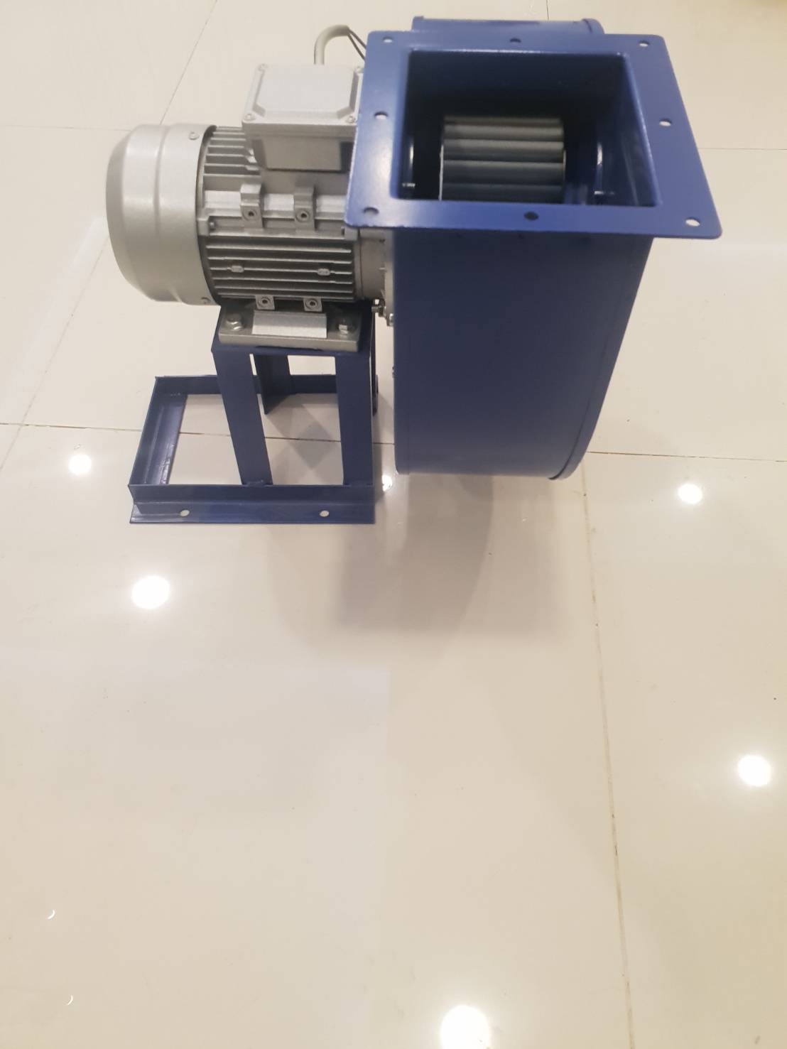 โบวเวอรเป่าอากาศ, มอเตอรโบเวอรดูดควัน, ใบพัดแรงดันสูง, Blower belt drive, Blowrer fan Centrifugal Fan , Centrifugal Fan ราคา, Centrifugal Fan ราคาถูก, Centrifugal fan catalogue จำหน่าย Centrifugal fan , บริษัท จำหน่าย Centrifugal fan , ร้าน Centrifugal fa