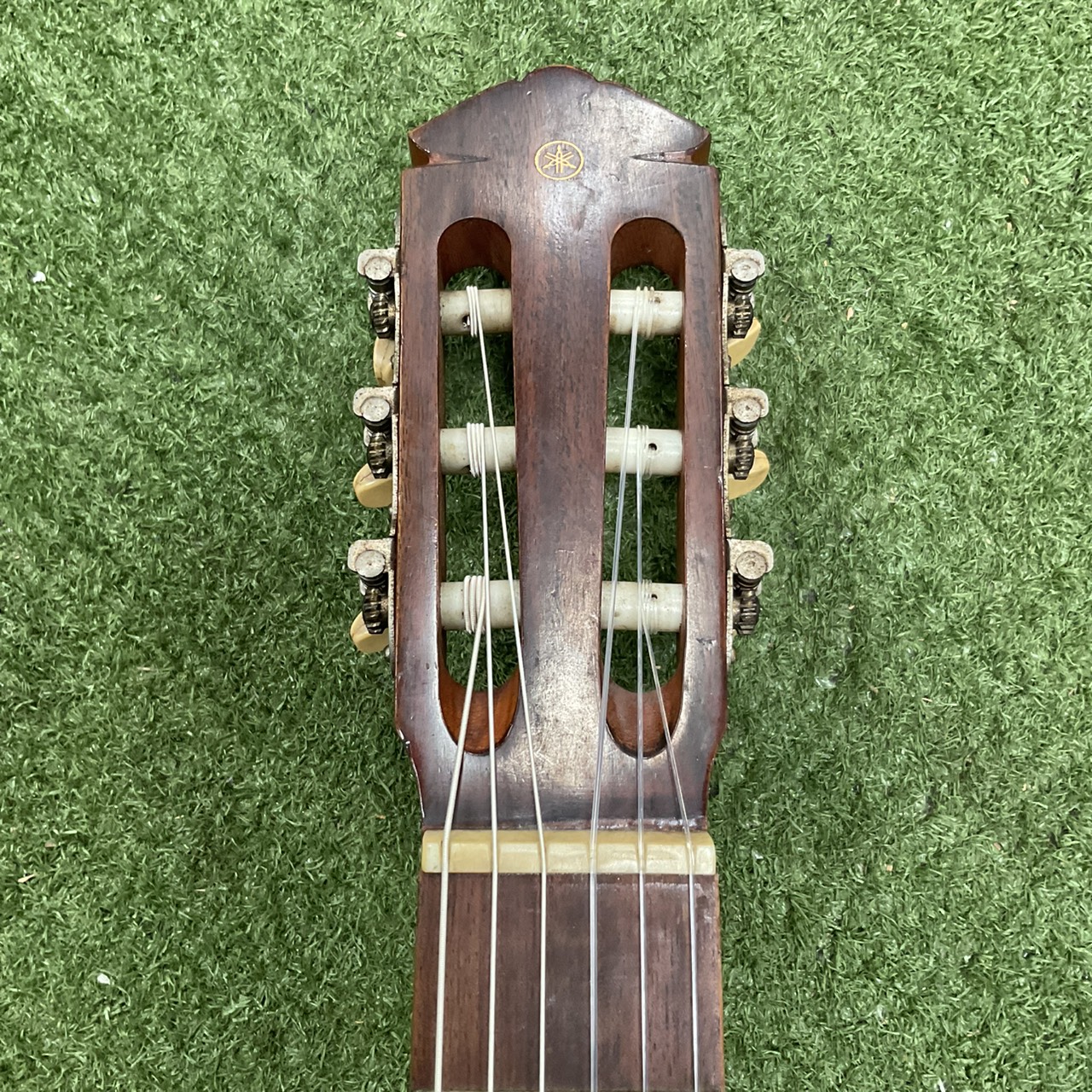 กีต้าร์คลาสสิค YAMAHA : G-70D