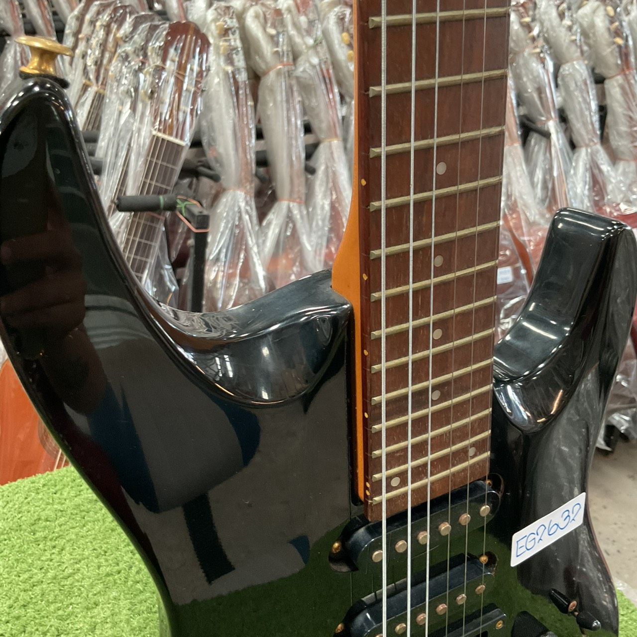 กีต้าร์ไฟฟ้า Aria Pro II : MAGNA