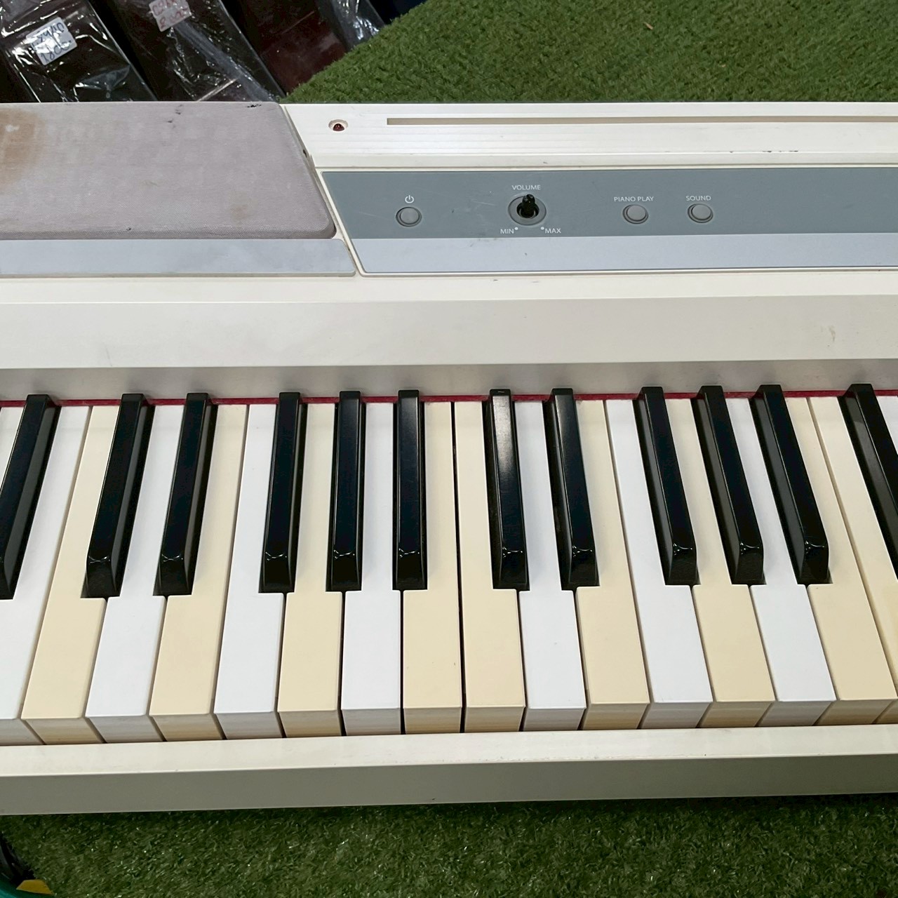 เปียโน KORG : SP-170S สินค้าไม่พร้อมใช้งาน (ต้องซ่อม)