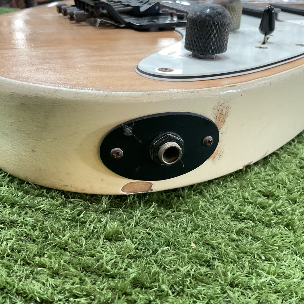 กีต้าร์ไฟฟ้า GRECO