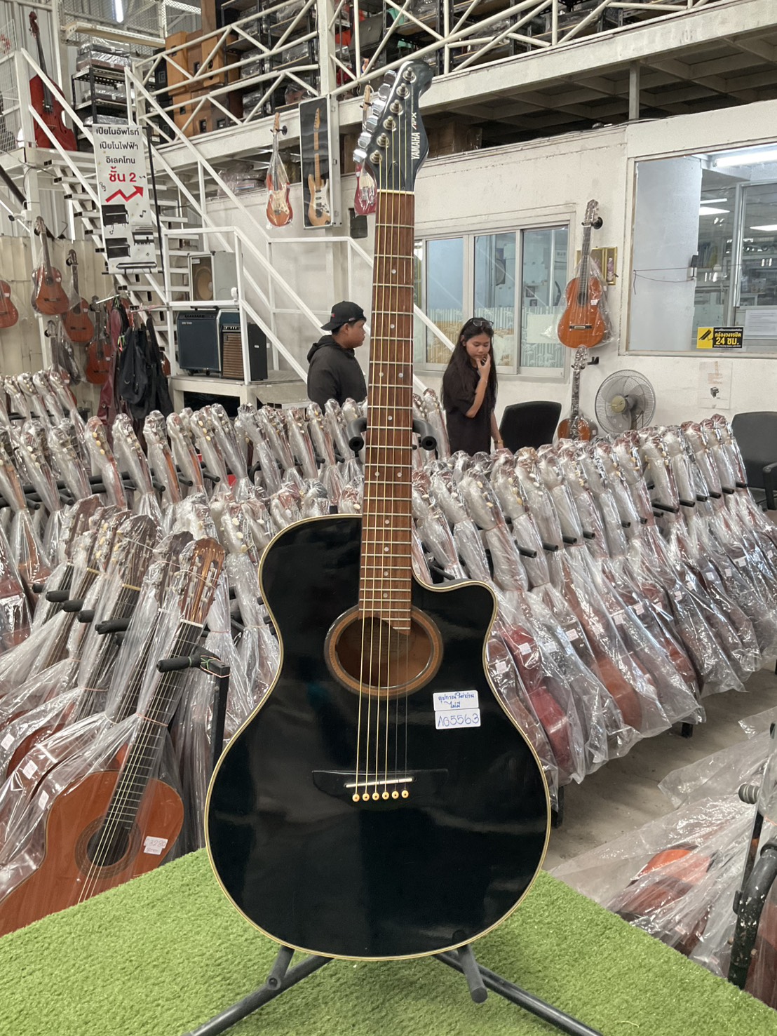 กีต้าร์โปร่งไฟฟ้า YAMAHA : APX-6S