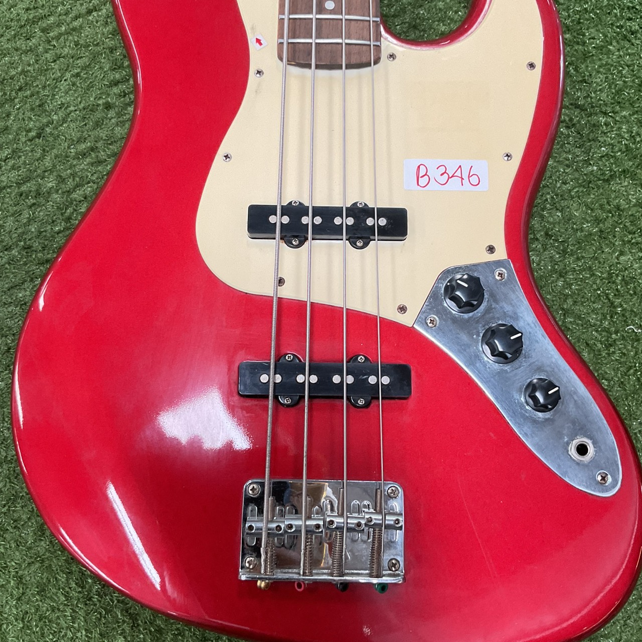 กีต้าร์เบส BUSKER'S