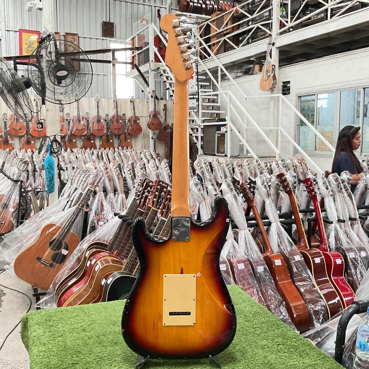 กีต้าร์ไฟฟ้า PhotoGenic