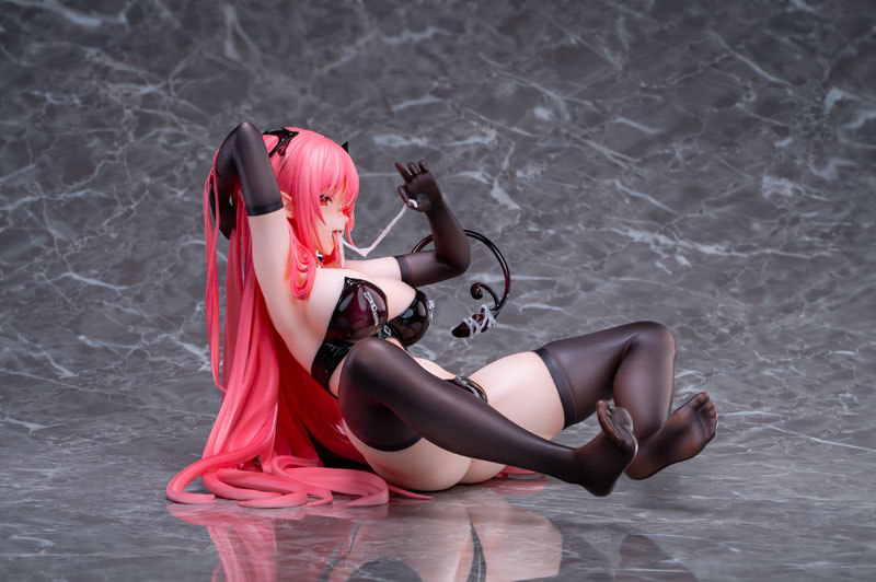 [Bonus] Saki Illustrated by YUYU 1/4 Complete Figure(Pre-order)
