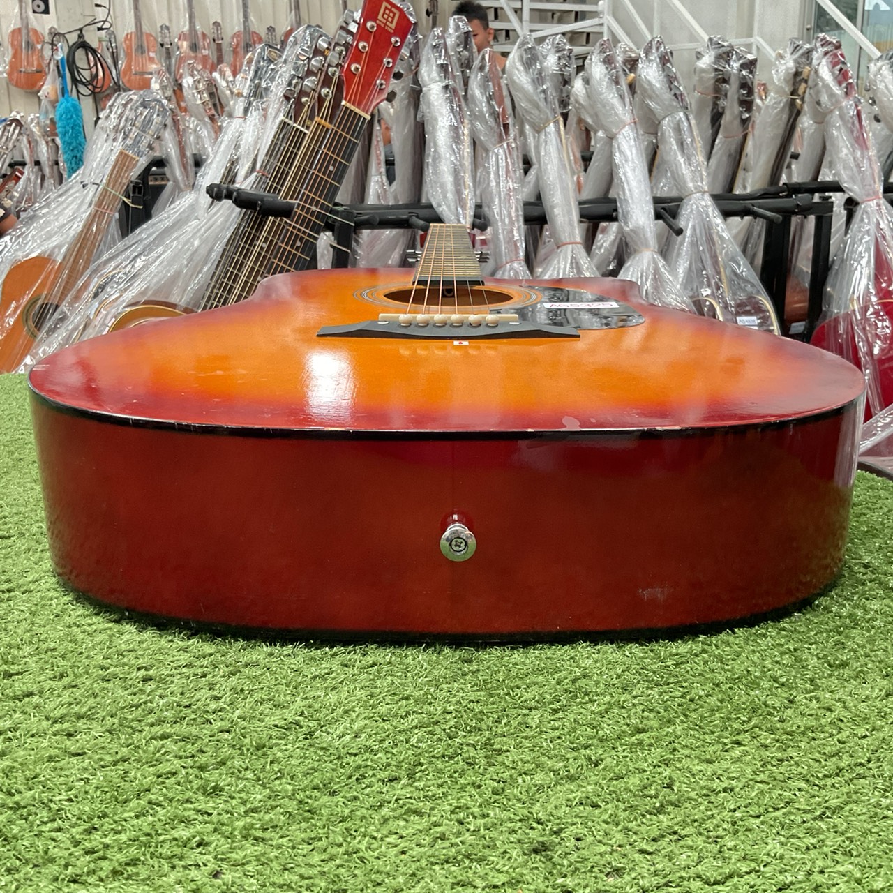 กีต้าร์โปร่ง ONE STEP