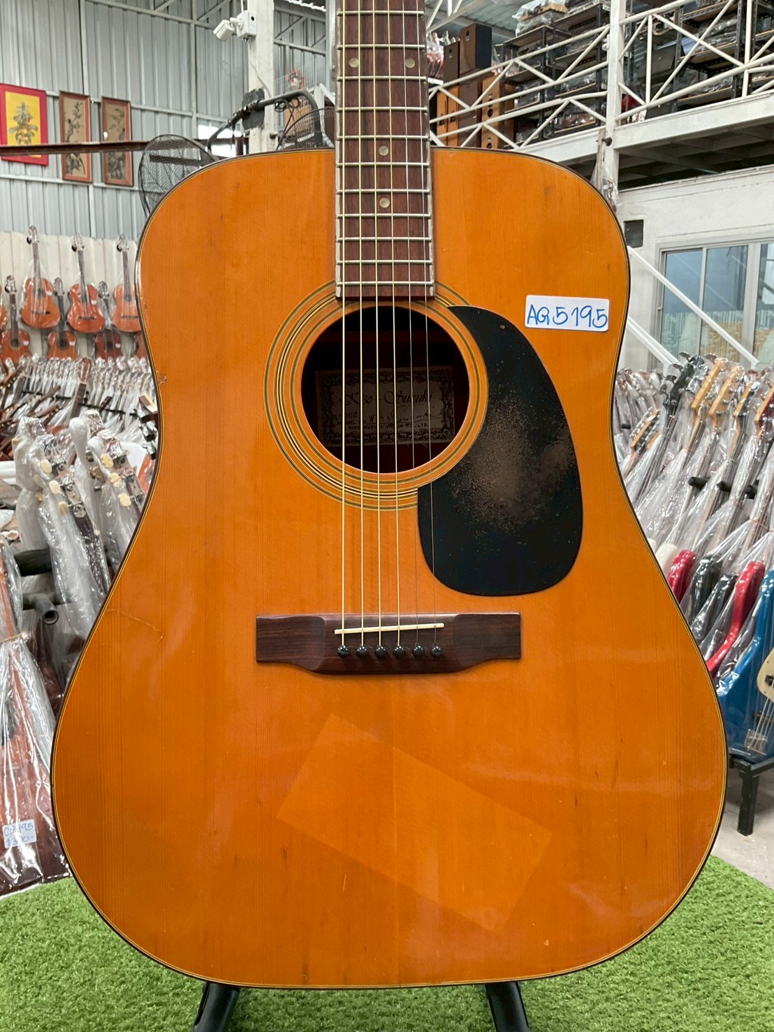 กีต้าร์โปร่ง Kiso-Suzuki : W150