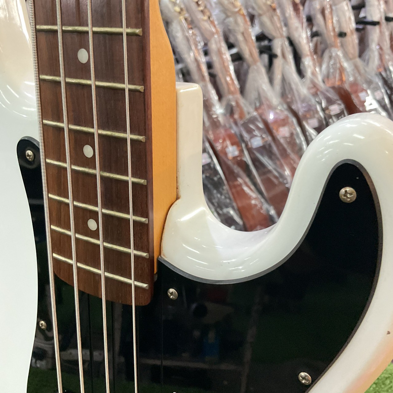 กีต้าร์เบส Solfege