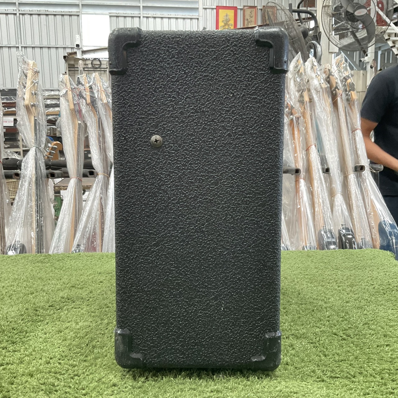 แอมป์กีต้าร์ Roland : SPIRIT-10